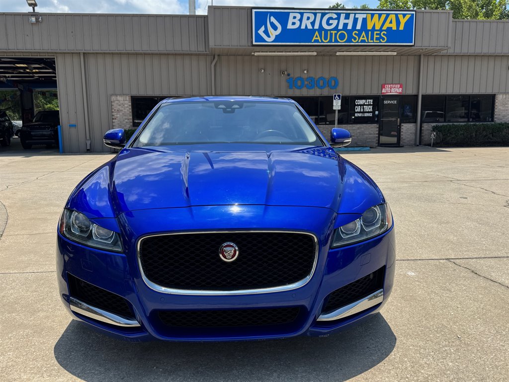2018 Jaguar XF 25t Prestige photo
