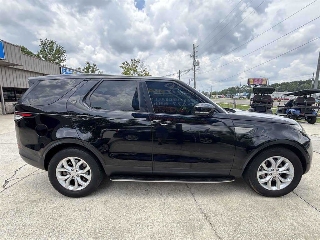 2020 Land Rover Discovery - $17,900