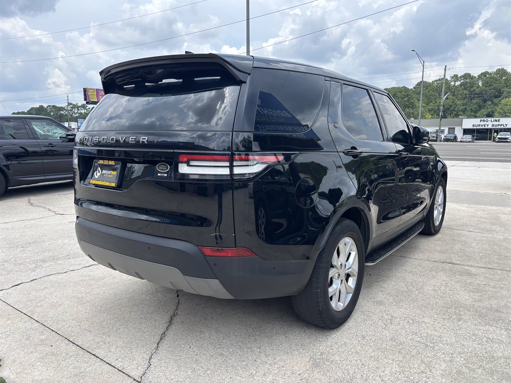 2020 Land Rover Discovery - $17,900