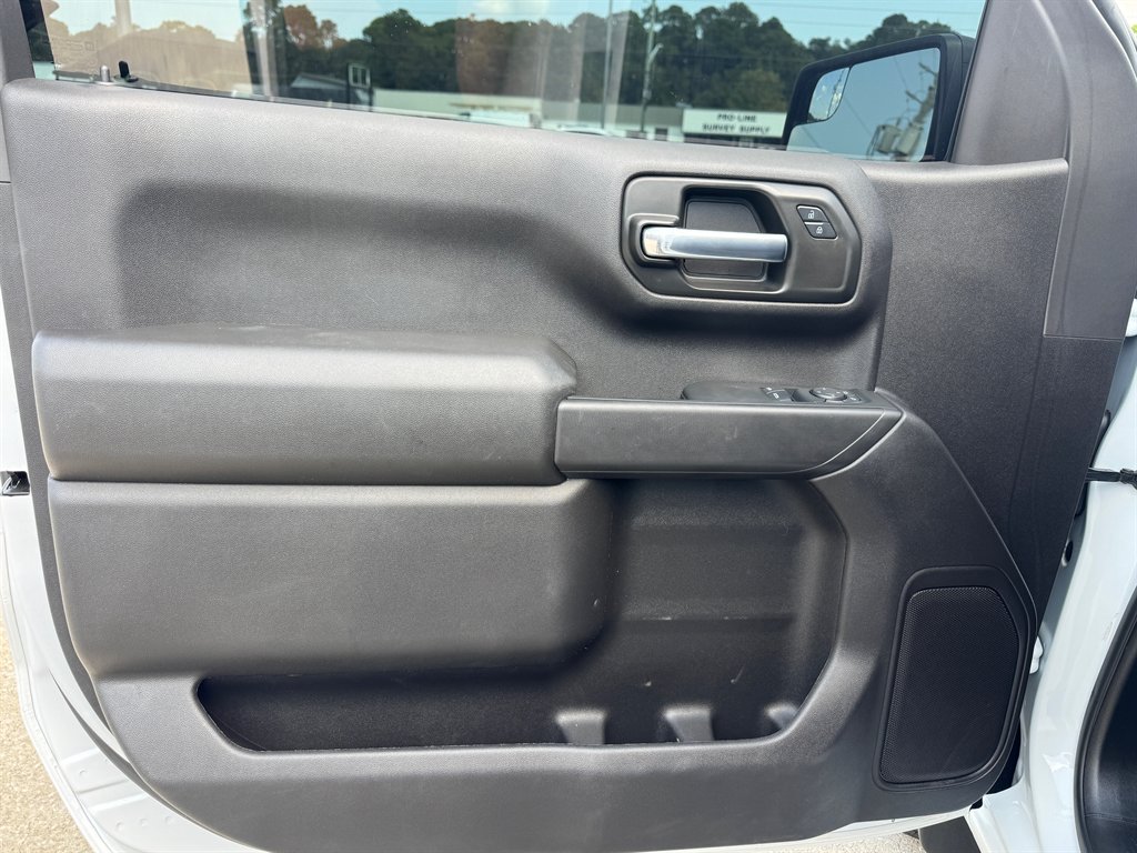 2024 Chevrolet Silverado 1500 photo 8