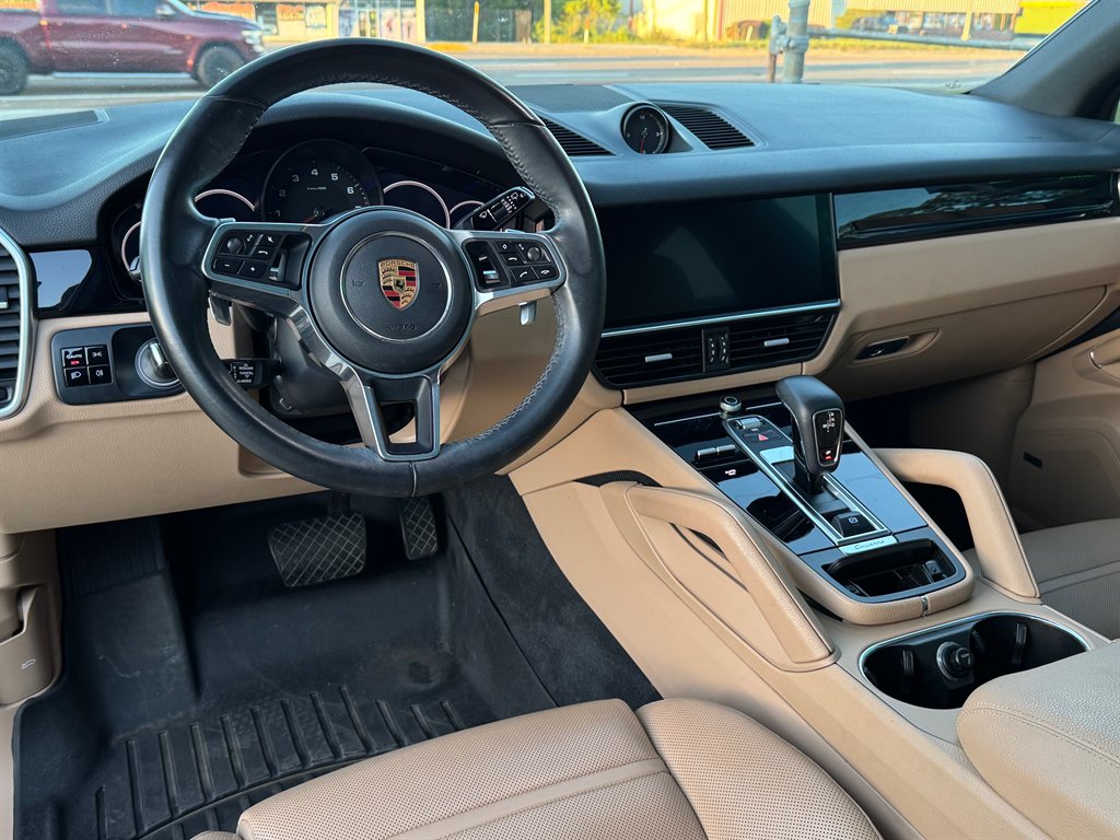 2019 Porsche Cayenne - $29,900