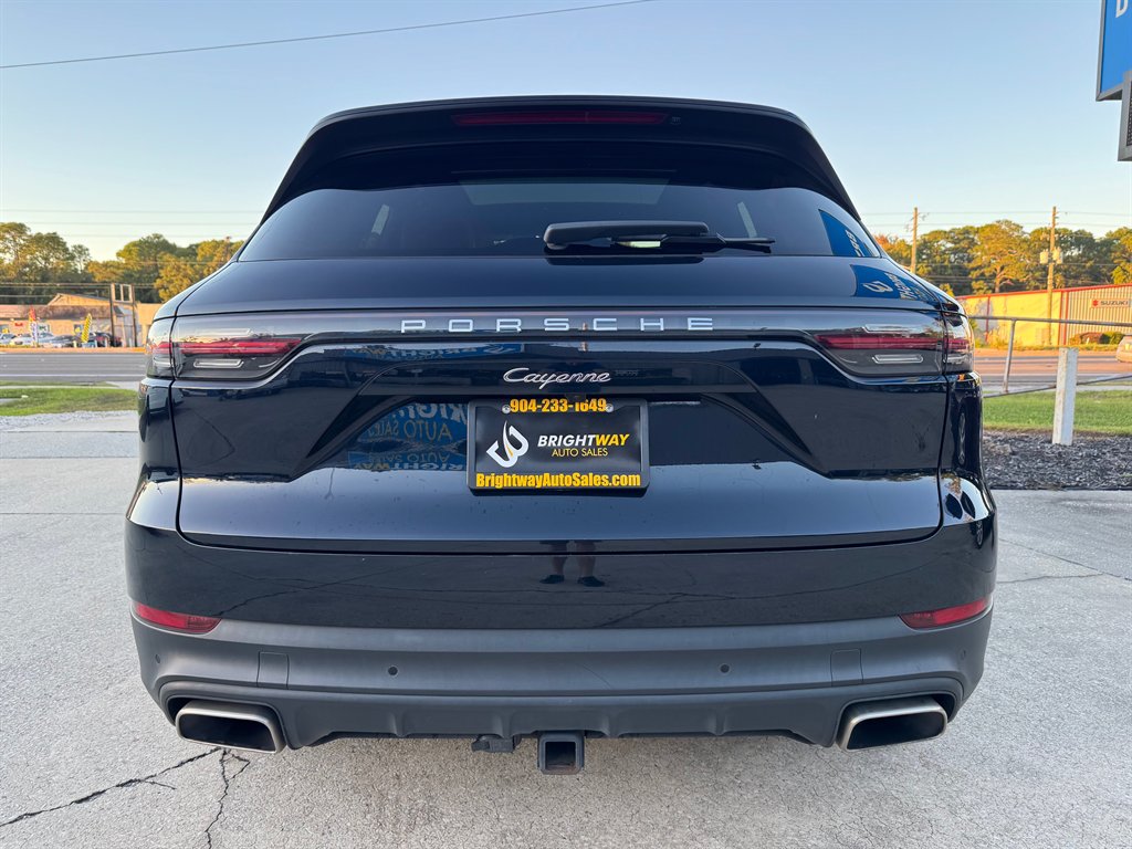2019 Porsche Cayenne - $29,900