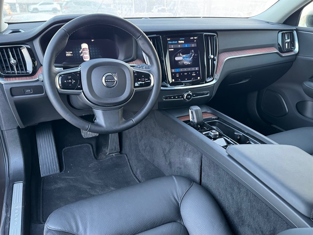 2024 Volvo S60 - $34,900