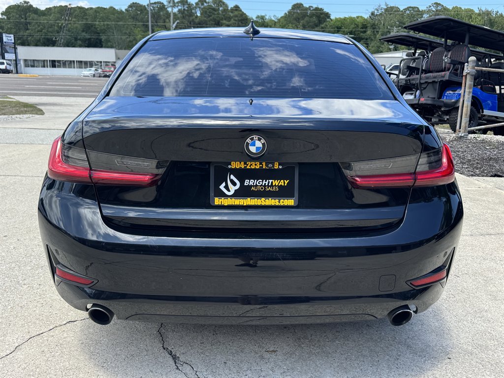 2021 BMW 3 Series - $20,900