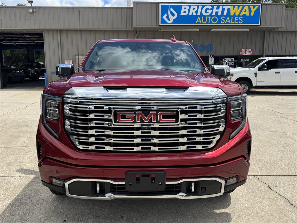 2024 GMC Sierra - $62,900