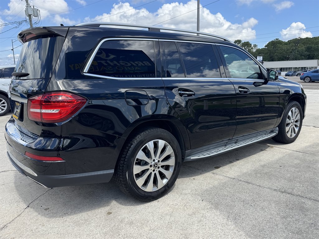 2017 Mercedes-Benz GLS - $20,900