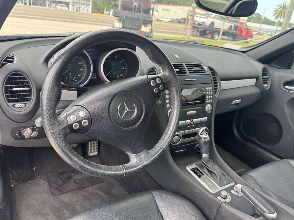 2005 Mercedes-Benz SLK-Class - $10,900