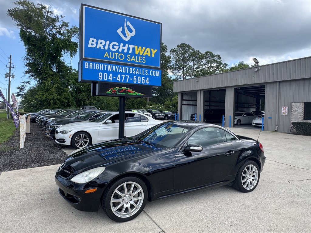 2005 Mercedes-Benz SLK-Class - $10,900