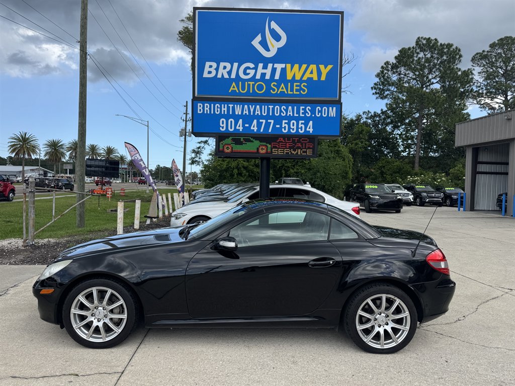 2005 Mercedes-Benz SLK-Class - $10,900