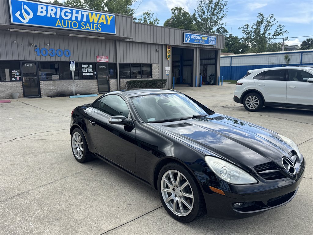 2005 Mercedes-Benz SLK-Class - $10,900
