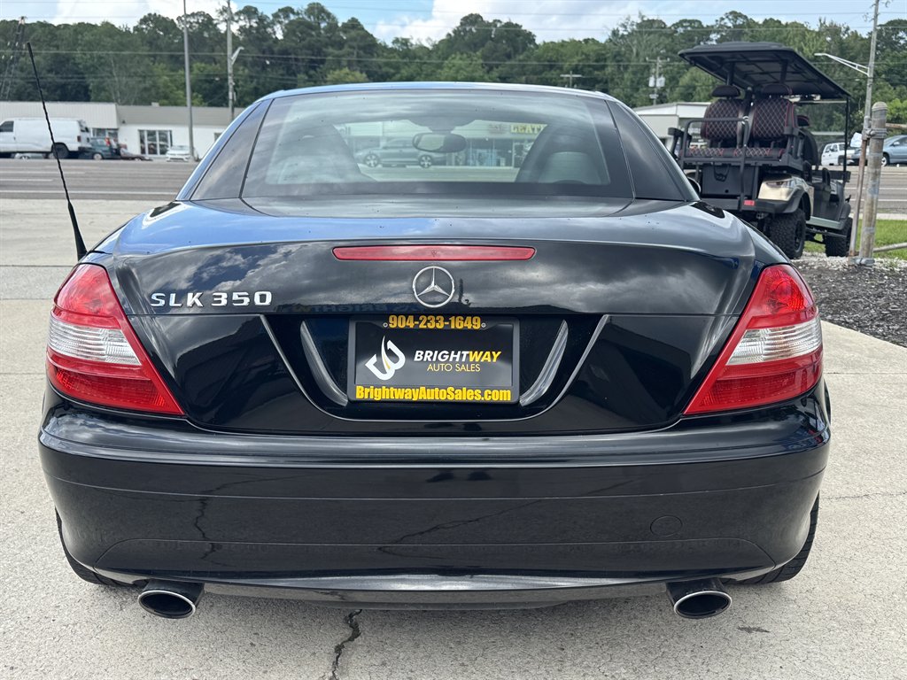 2005 Mercedes-Benz SLK-Class - $10,900