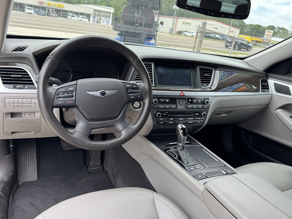 2017 Genesis G80 - $13,900