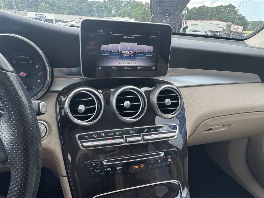 2019 Mercedes-Benz C-Class - $17,500