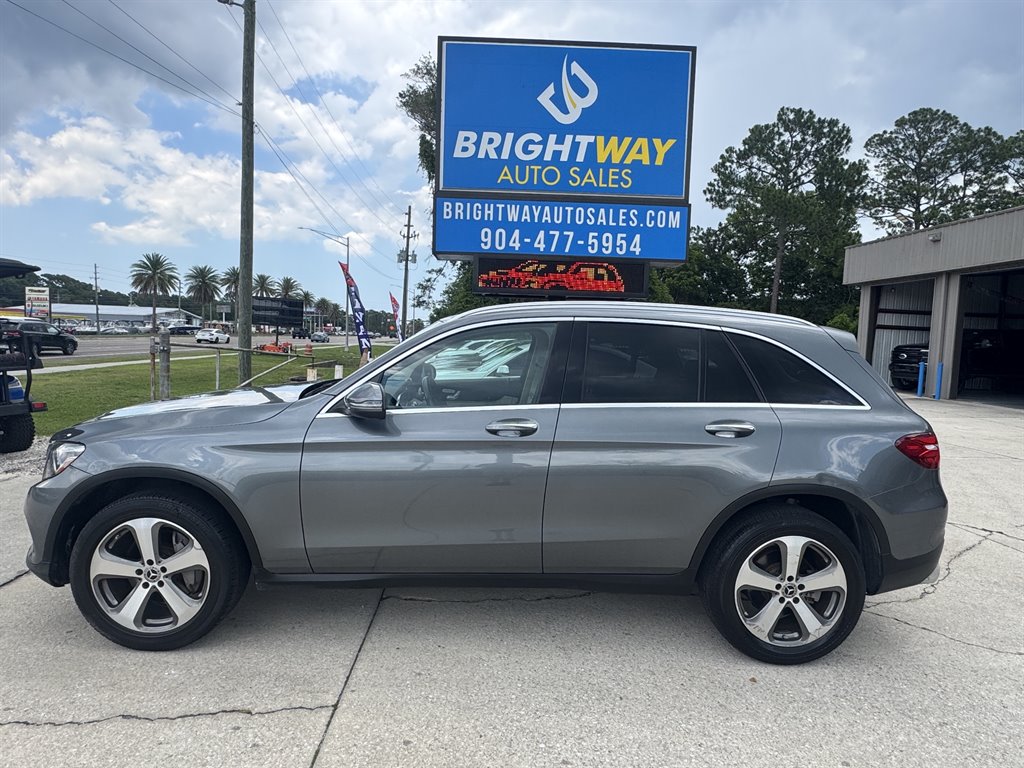 2019 Mercedes-Benz C-Class - $17,500
