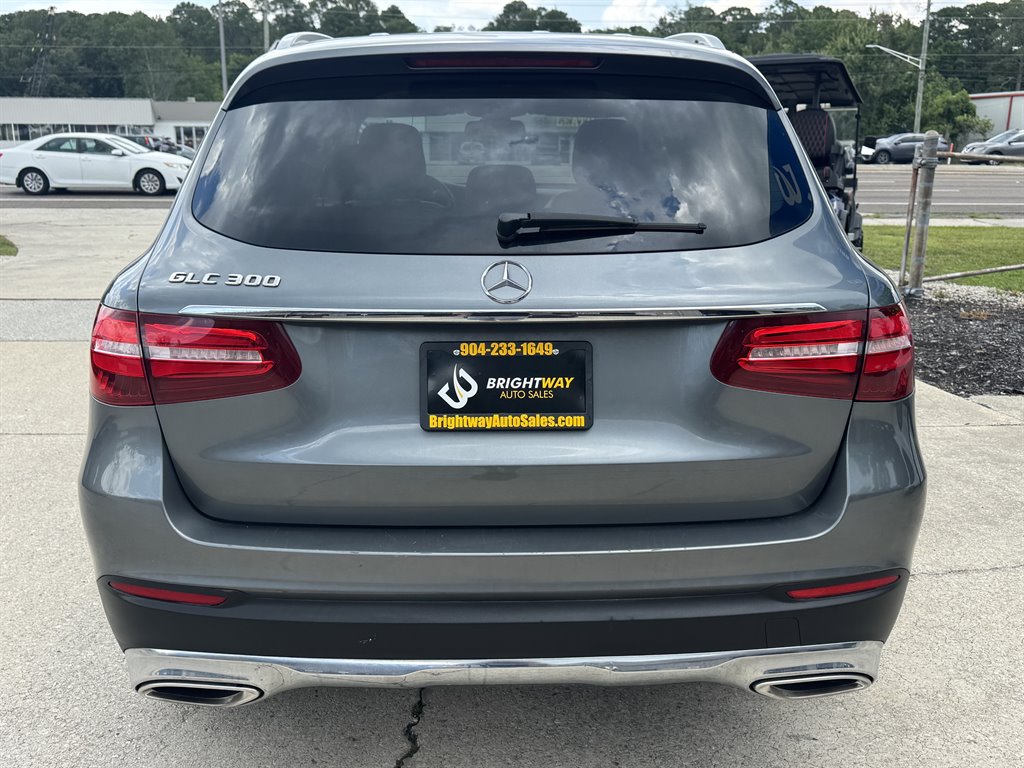 2019 Mercedes-Benz C-Class - $17,500