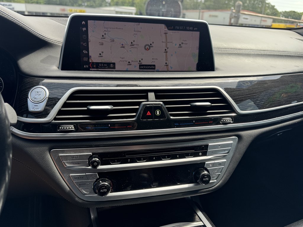 2019 BMW 740i - $21,900