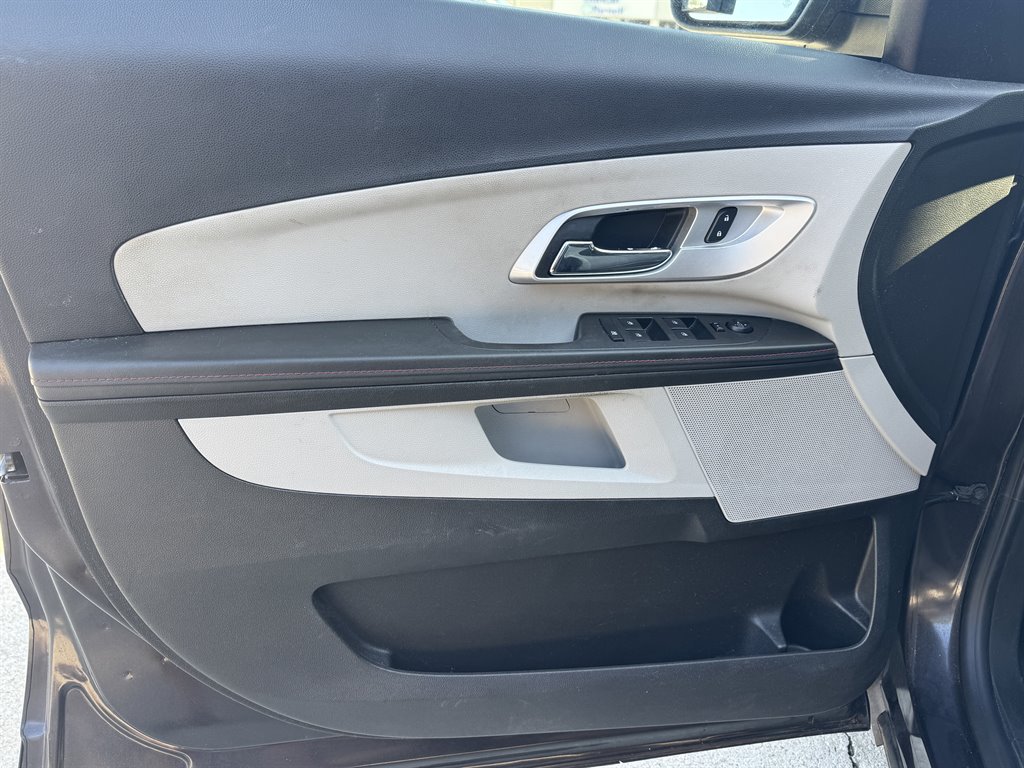 2015 Chevrolet Equinox - $8,900