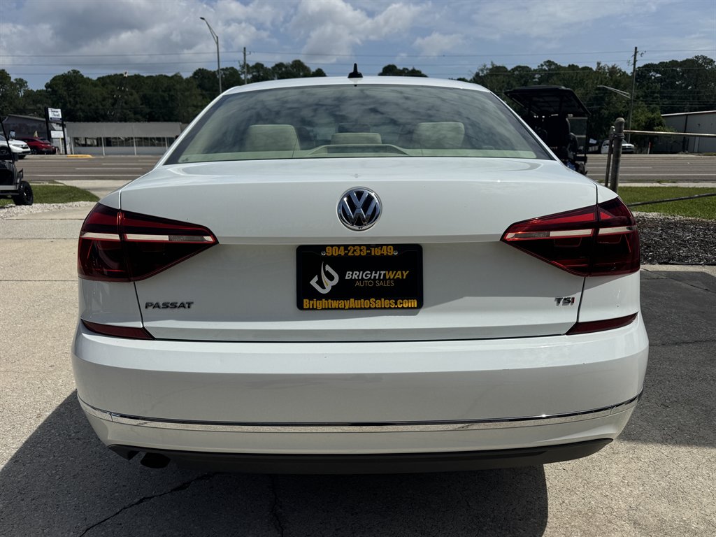 2019 Volkswagen Passat - $15,900