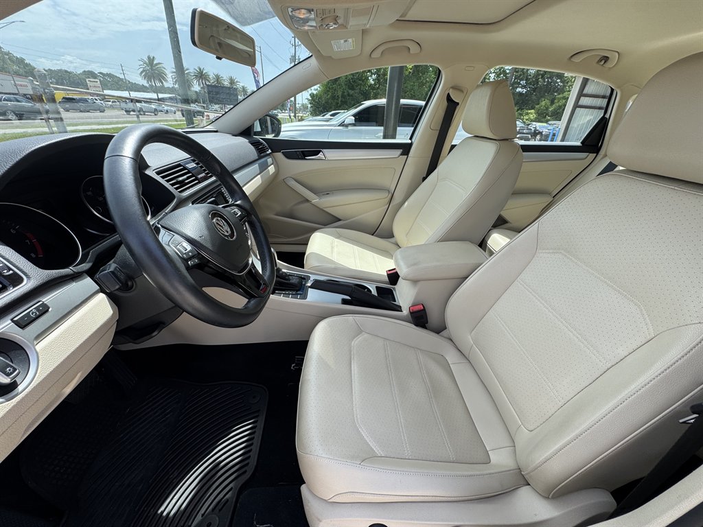 2019 Volkswagen Passat - $15,900