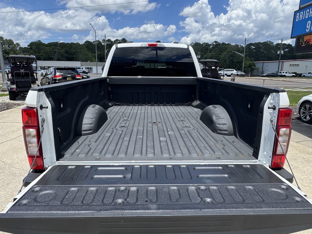 2022 Ford F-350 - $39,900