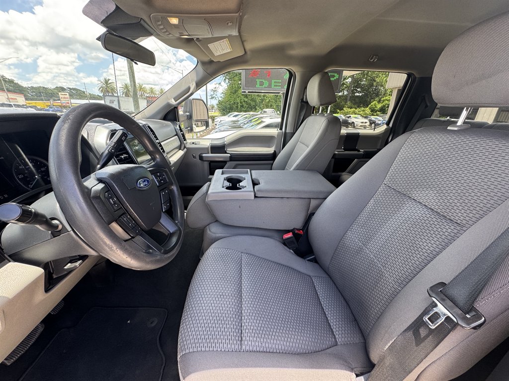 2022 Ford F-350 - $39,900