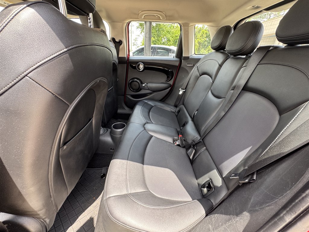 2020 MINI Hardtop - $15,900