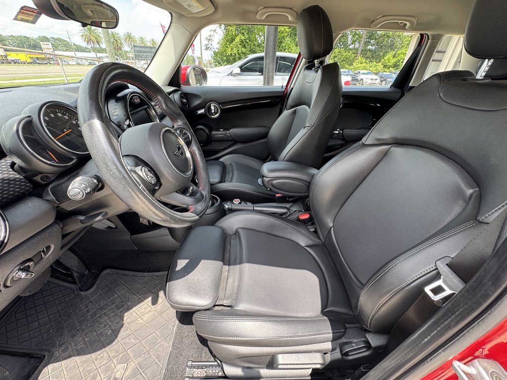 2020 MINI Hardtop - $15,900