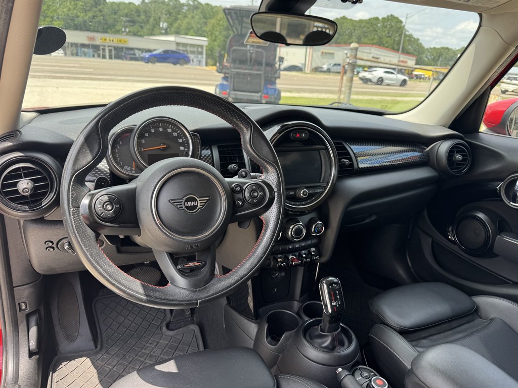 2020 MINI Hardtop - $15,900