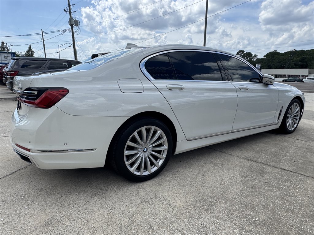 2020 BMW 740i - $24,900