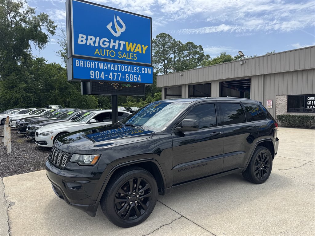 Black 2018 Jeep Grand Cherokee SUV / Crossover 4X2 Automatic