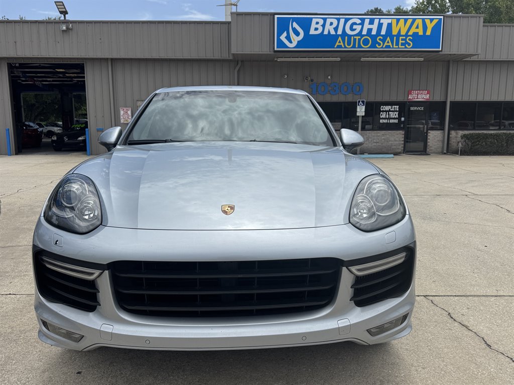 2018 Porsche Cayenne - $26,500