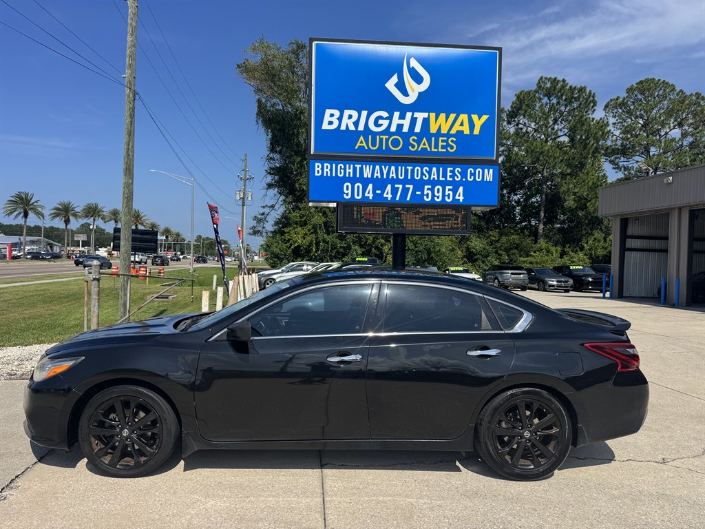 2017 Nissan Altima - $8,900
