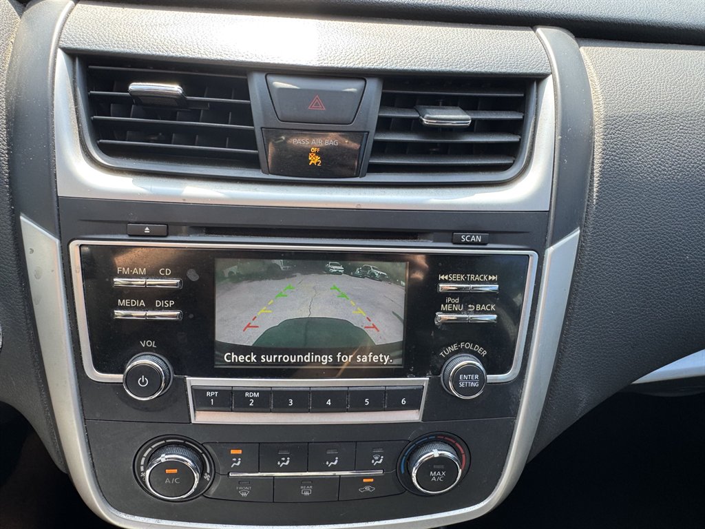 2017 Nissan Altima - $8,900