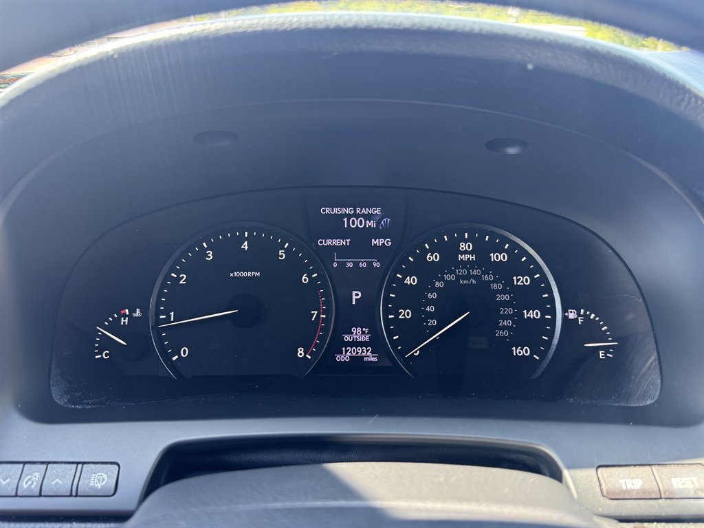 2014 Lexus LS - $17,900