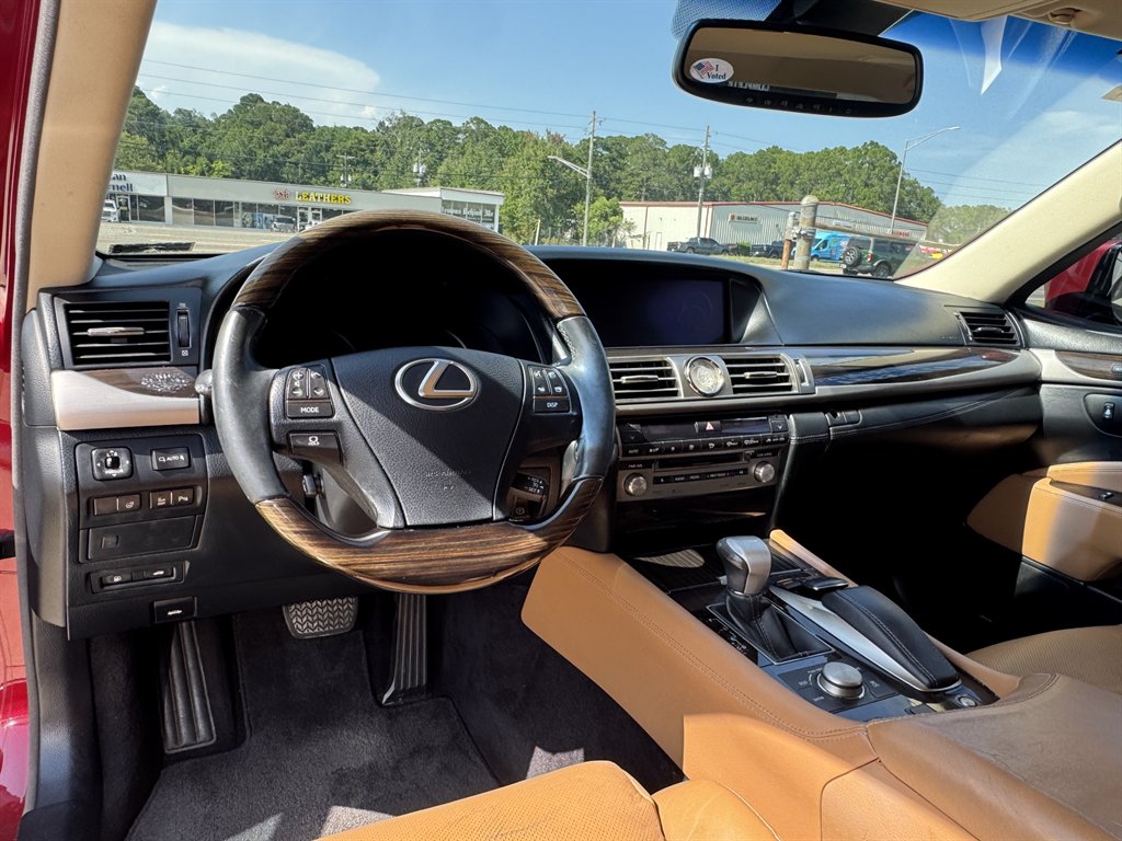 2014 Lexus LS - $17,900