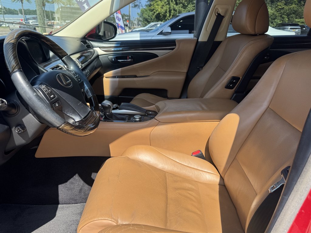 2014 Lexus LS - $17,900