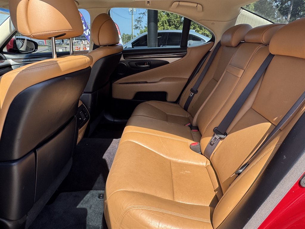 2014 Lexus LS - $17,900