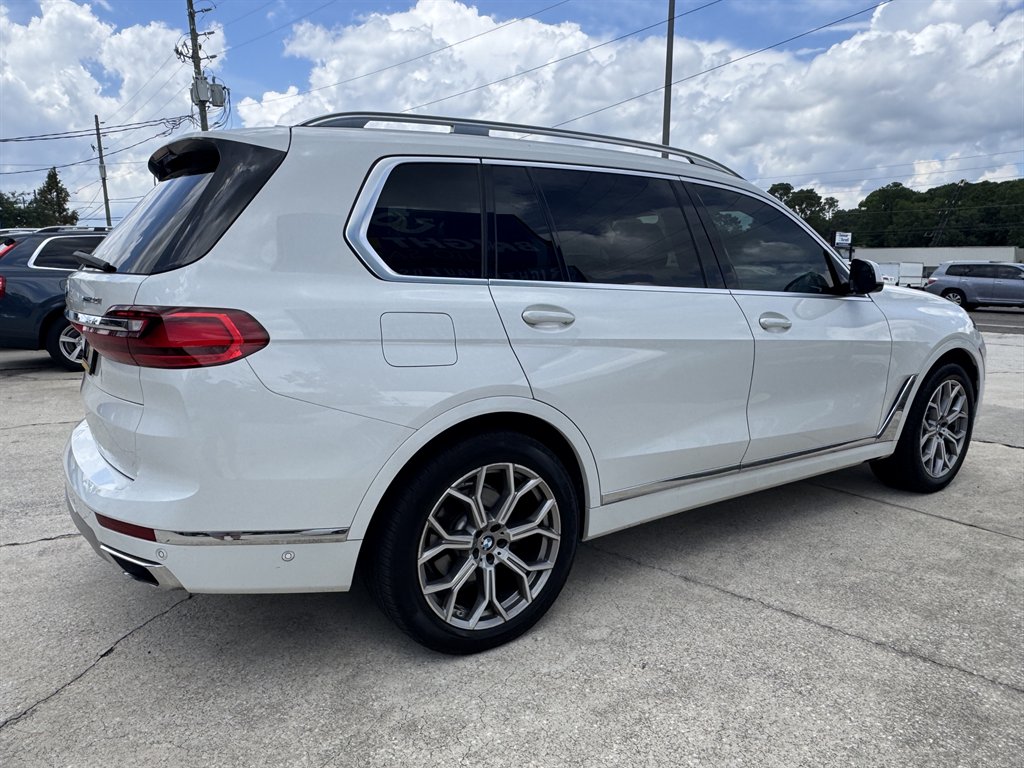 2019 BMW X7 - $25,900
