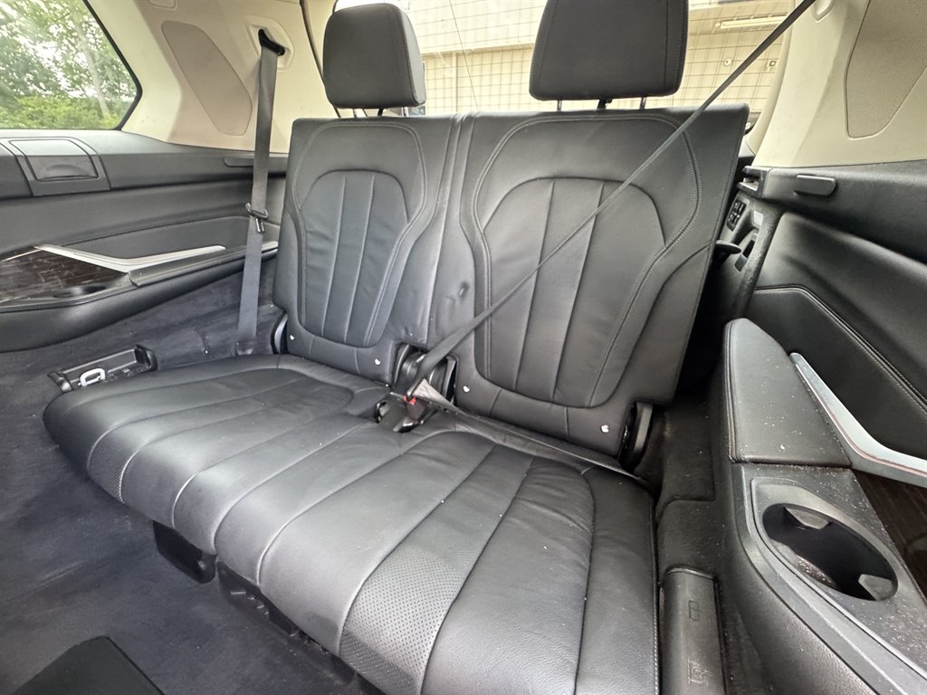 2019 BMW X7 - $25,900