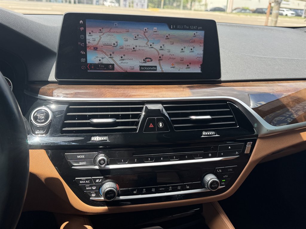 2019 BMW 530i - $16,900