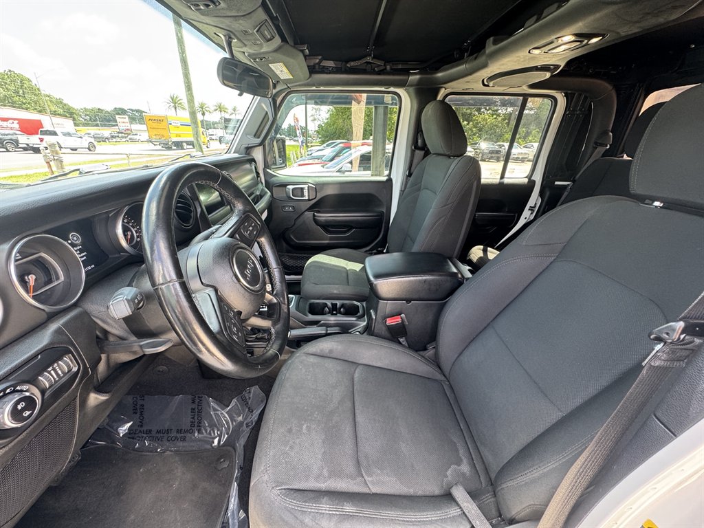 2021 Jeep Gladiator - $22,900