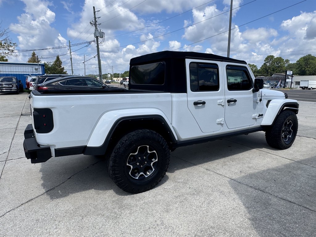2021 Jeep Gladiator - $22,900