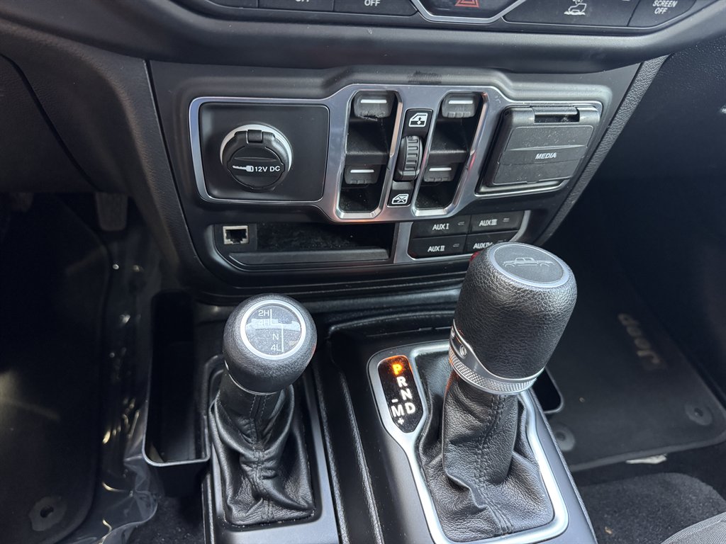2021 Jeep Gladiator - $22,900