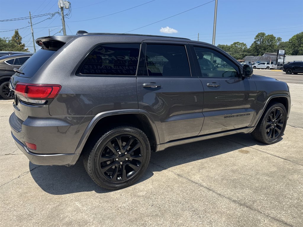 2019 Jeep Cherokee - $16,900