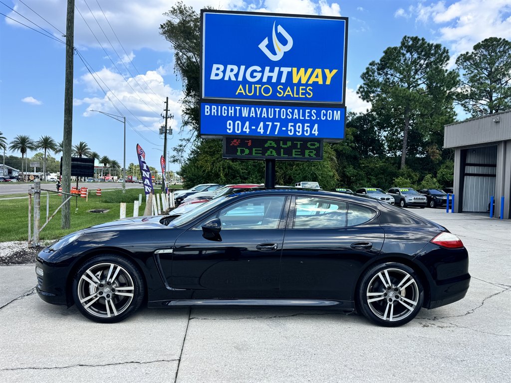 2013 Porsche Panamera - $18,900