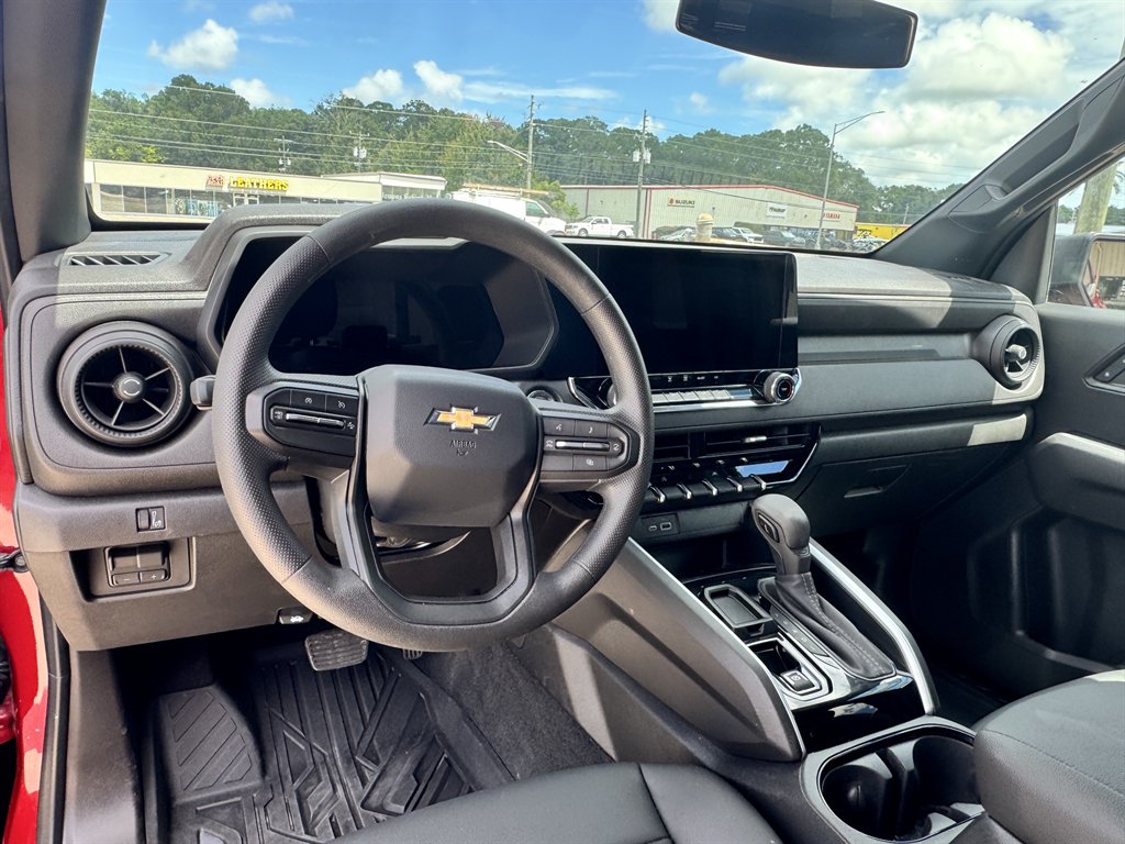 2026 Chevrolet Colorado - $32,900