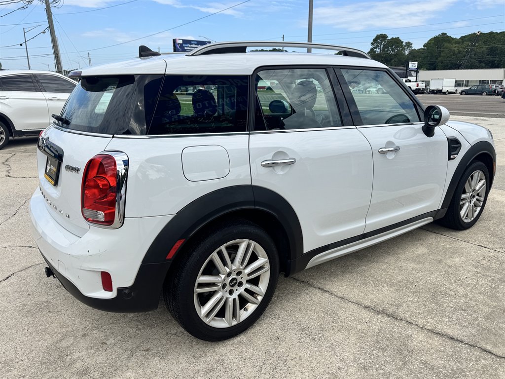 2019 MINI Countryman - $13,900