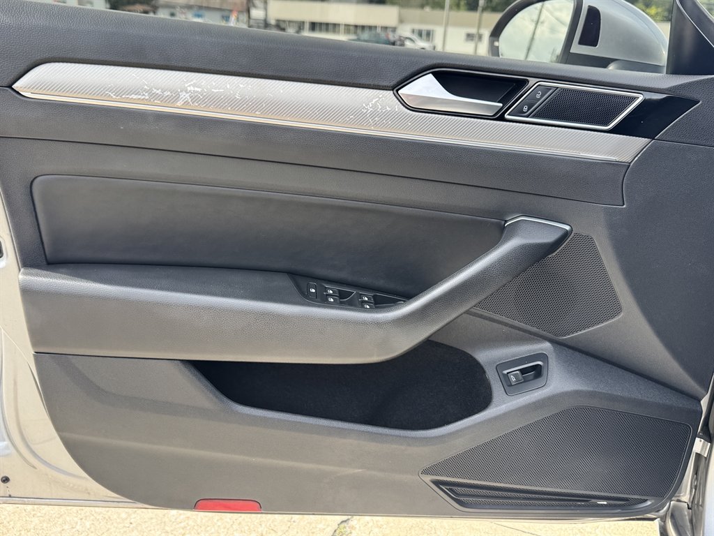 2020 Volkswagen Arteon - $18,900