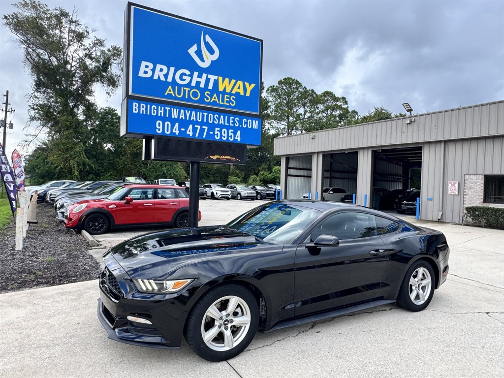 2017 Ford Mustang - $14,900
