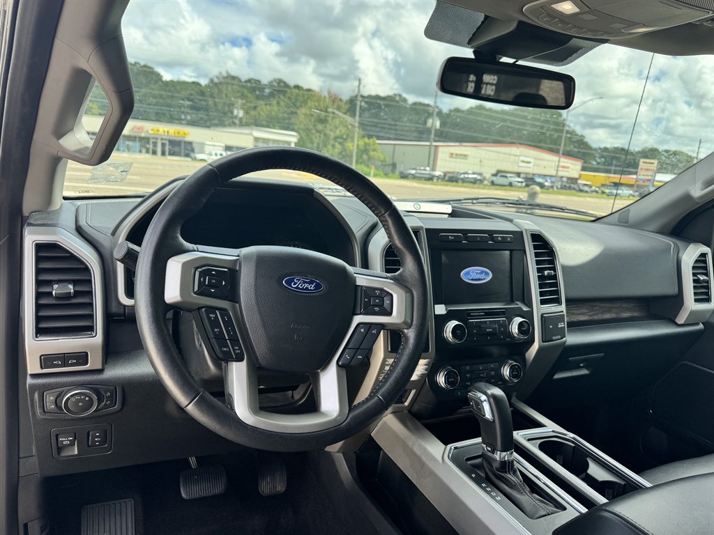 2020 Ford F-150 - $28,900